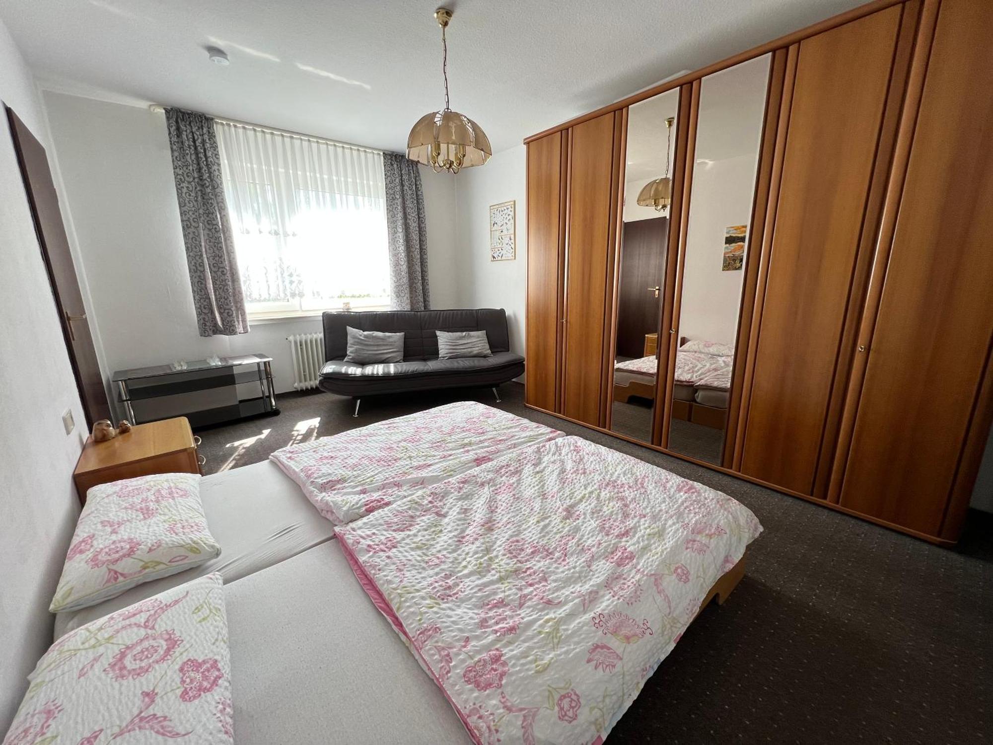Lichtdurchflutete Grosse Wohnung Швелм Екстериор снимка